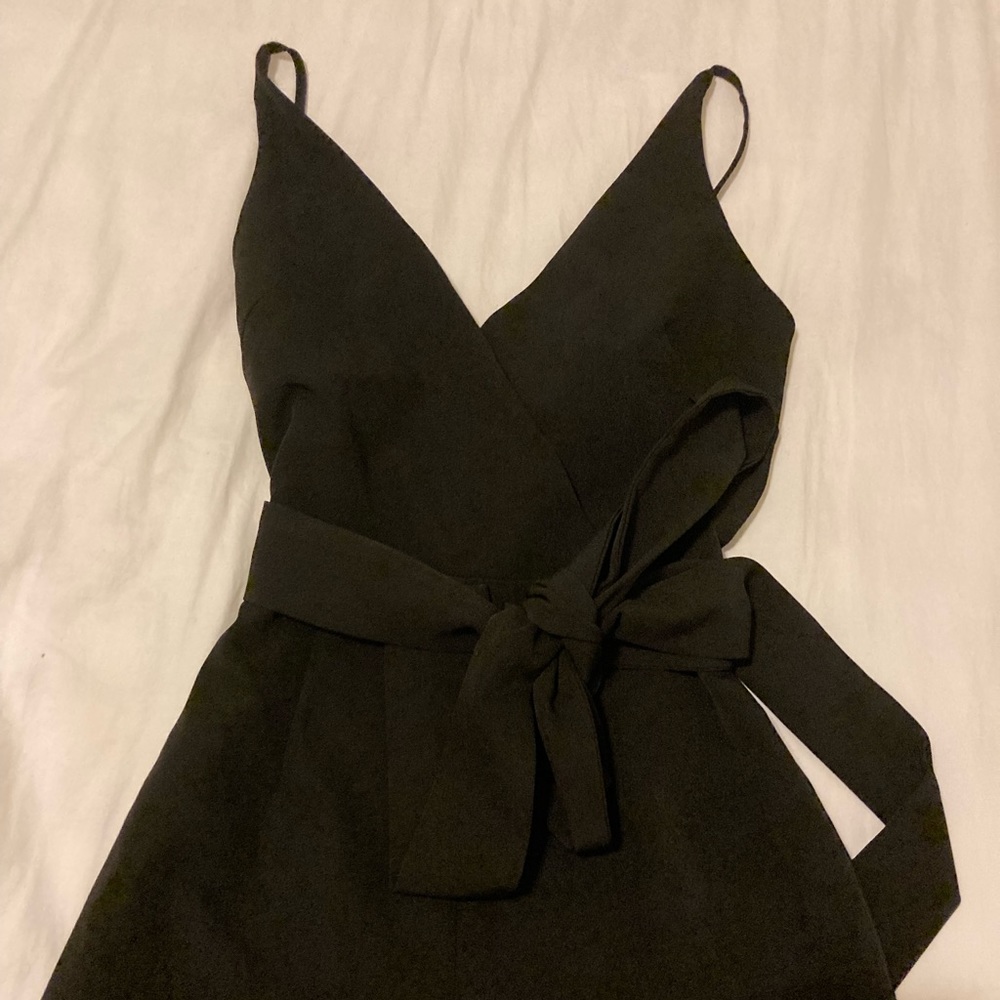 ASOS Black low cut jumpsuit - Picture 3 of 9